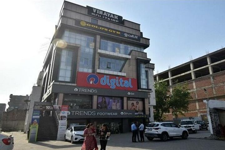 Enforcement Directorate raided 15 close associates of Mafia Atiq Ahmed