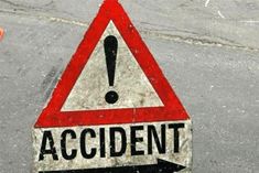 Innova car collided with tree in Shravasti 6 killed 8 injured