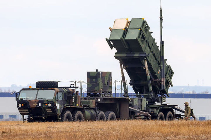 america announces new military aid for ukraine gives patriot air defense missile system