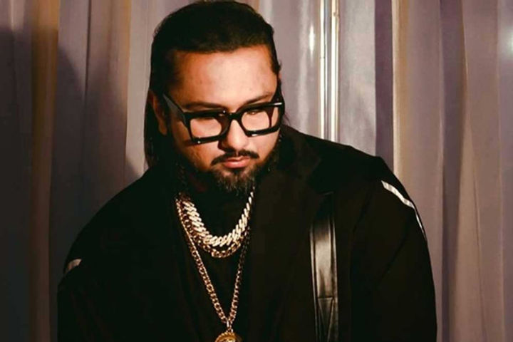 complaint of kidnapping and assault against honey singh