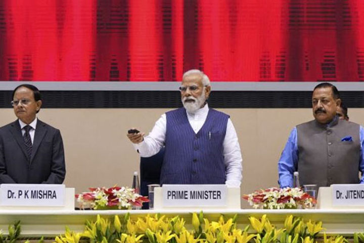 bureaucrats should keep in mind that political parties use taxpayers money properly pm modi