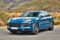porsche cayenne facelift launched at rs 136 crore