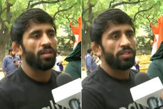 Wrestlers strike continues, Bajrang welcomes all parties, Delhi Police said this