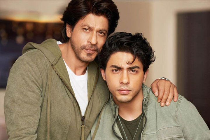 aryan khan made his directorial debut with father shahrukh khan