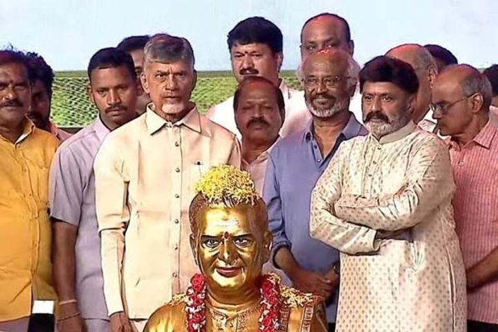 Rajinikanth says Nandamuri Balakrishna can do what he Amitabh Bachchan or Shah Rukh Khan cant do