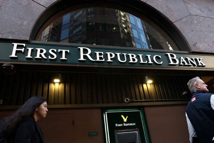 JP Morgan buys First Republic Bank of America
