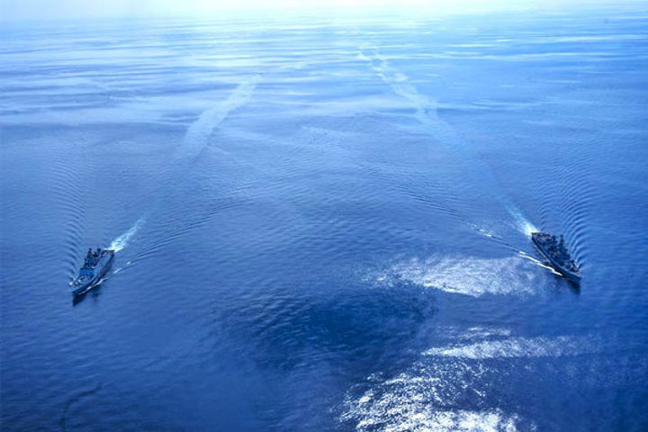 indian navy ships arrive in singapore for asean india maritime exercise