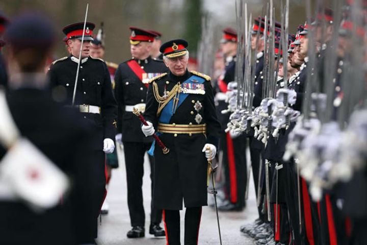 king charles iii and queen camilla will be crowned today crowds gathering