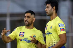 Dhoni forgot his team during the toss, also forgot the names of foreign players