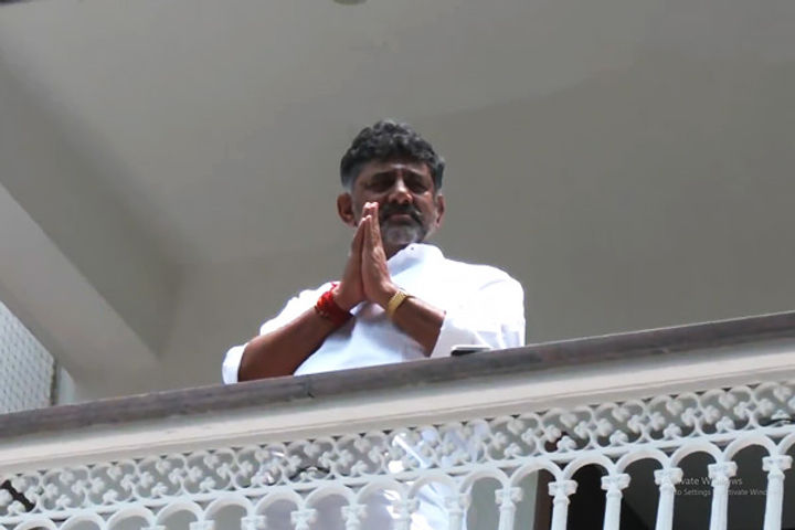 supreme court adjourns hearing on dk shivakumars request