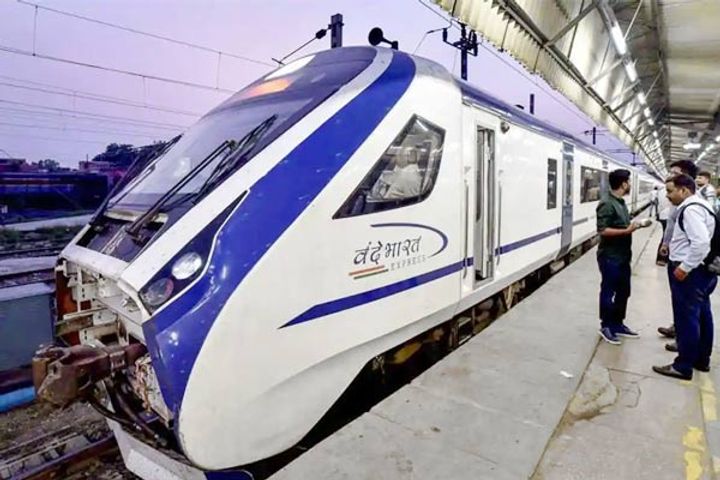 divisions first vande bharat train will run from dehradun to new delhi