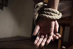 kidnapped minor girl found in hotel room with sub inspector and property dealer