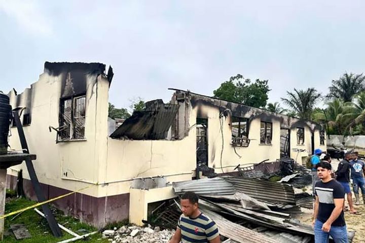 guyana girls hostel fire kills 19 girls