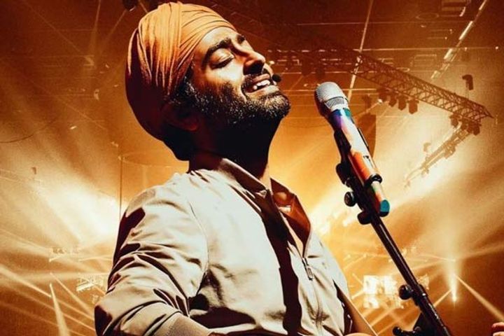 fake promotion of arijit singhs chandigarh concert now fir registered