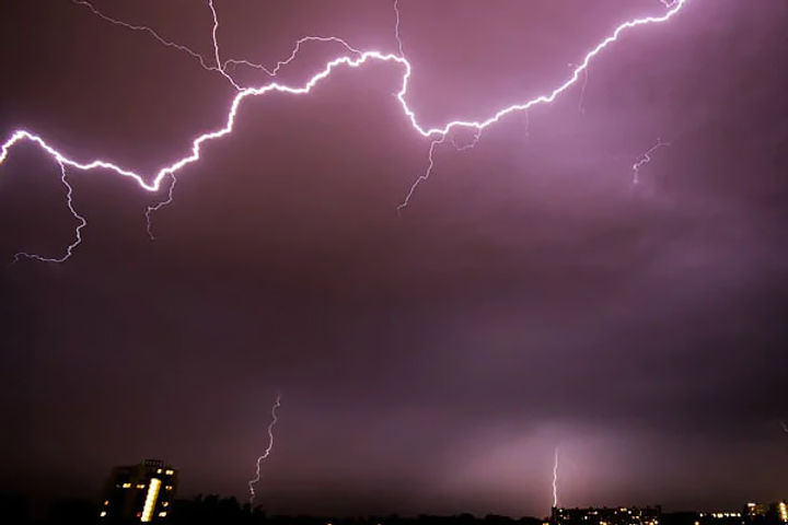 12 people died due to lightning in jharkhand