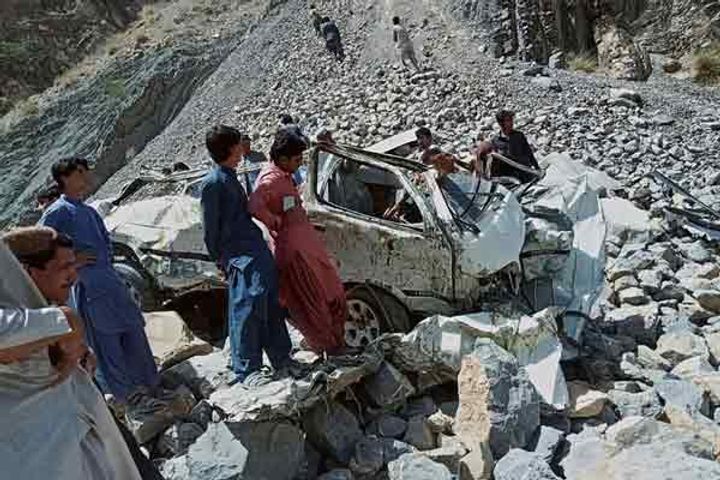major road accident in afghanistan uncontrolled bus fell into the ditch 24 people died