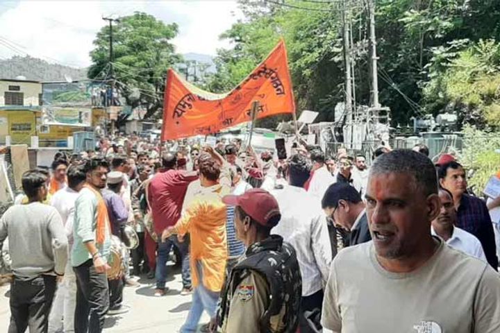 mahapanchayat could not be held in purola due to lack of permission from the administration