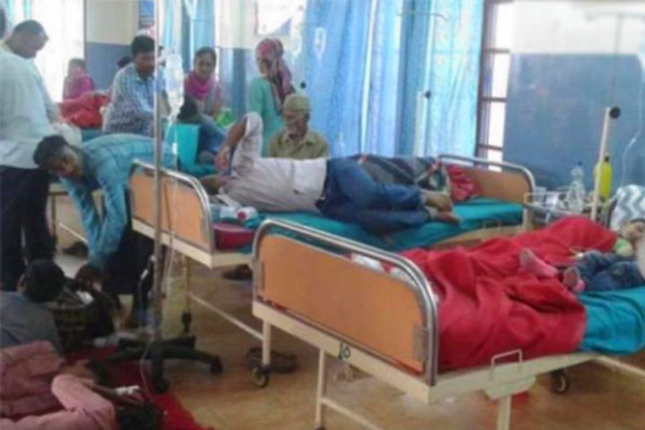 more than 300 people sick due to food poisoning in dausa
