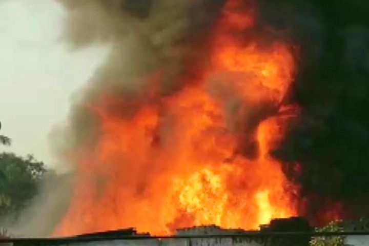 fire breaks out after explosion at palakkad steel factory one dead
