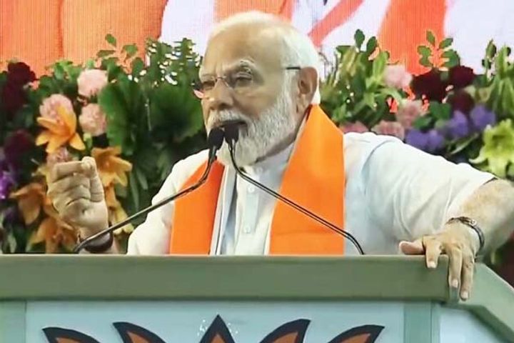 muslim personal law board meeting held late night after prime minister modis speech