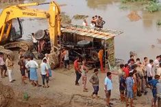 truck fell into river near under construction bridge in datia more than 12 feared dead