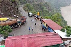 kedarnath yatra stopped due to heavy rain