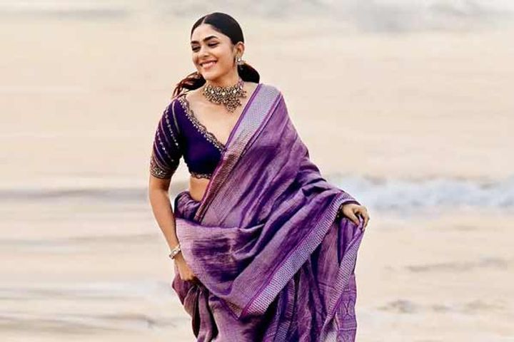 mrunals first look from nani 30 surfaced