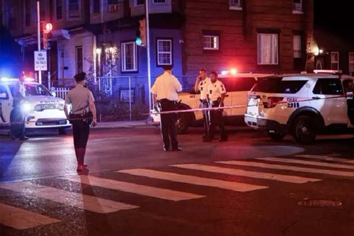 Mass shooting in Philadelphia USA 4 dead