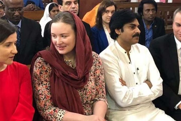 south superstar pawan kalyan is taking divorce from his wife