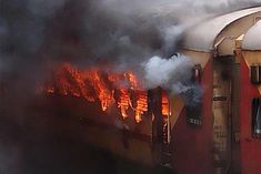 fire broke out in a moving train three coaches burnt to ashes
