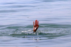 woman drowns in sea off mumbais bandra beach