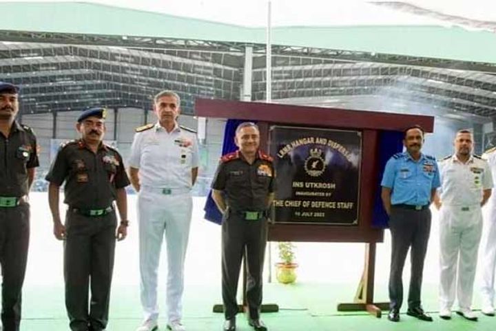 cds inaugurates state of theart hangar at ins utkrosh