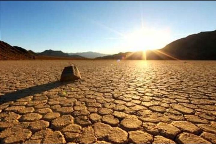 temperature crossed 53 degree celsius in death valley of california