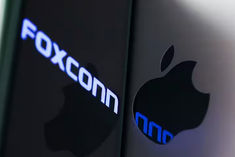 foxconn to invest rs 8800 crore in karnataka