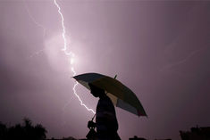 indian origin student in coma after being struck by lightning in america