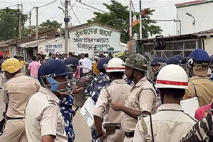 shameful incident like manipur in bengal candidate paraded naked in howrah