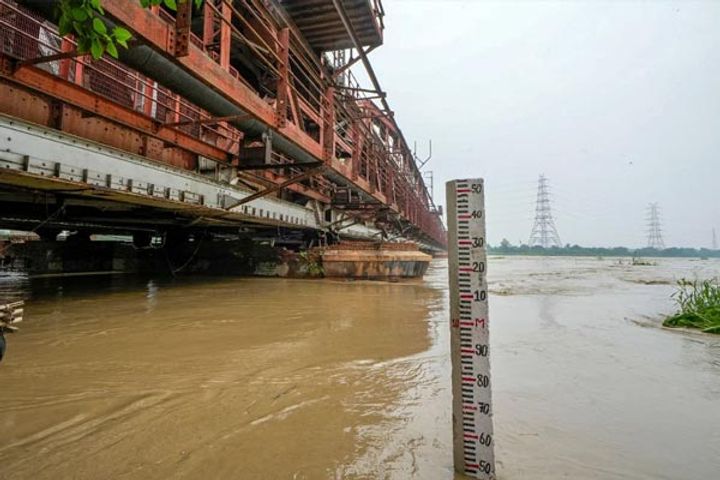 yamuna river in delhi above the danger mark for the third time