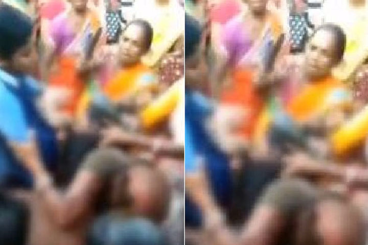 2 women stripped naked for theft in bengal