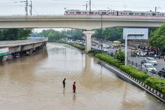 yamuna 1 meter above danger mark again in delhi