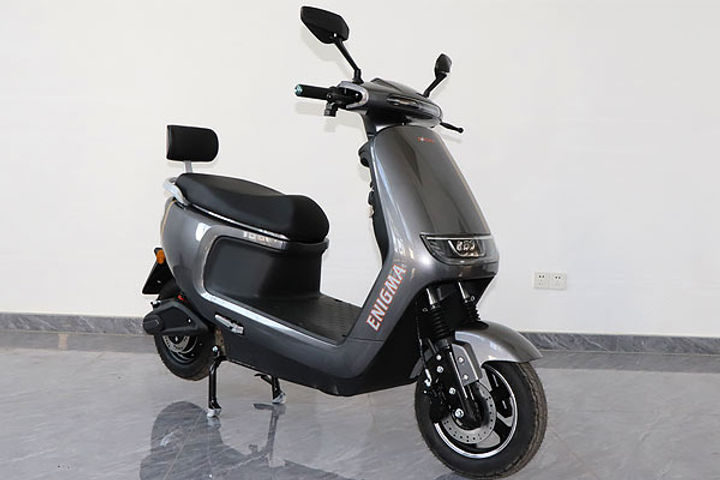 enigma ambier n8 electric scooter launched in india enigma ambier n8 electric scooter launched in india