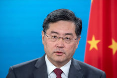 missing chinese foreign minister qin geng removed from post