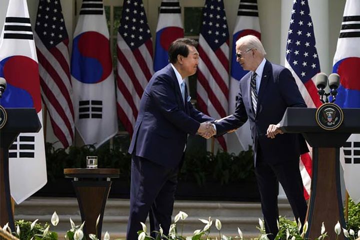 biden will meet with south korean and japanese leaders
