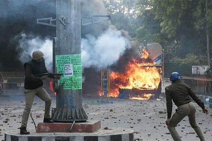 school closed in haryana central government sent 5 companies of raf