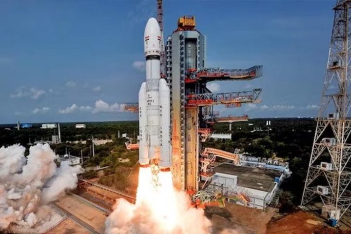 chandrayaan3 left earths orbit and headed towards the moon