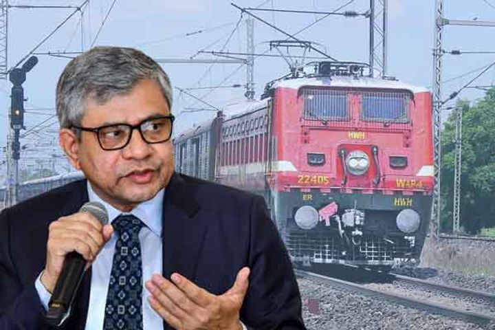 866 cctv cameras installed at railway stations ashwini vaishnav