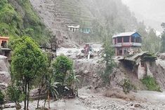 rock broken from hill in gaurikund 8 to 10 people missing